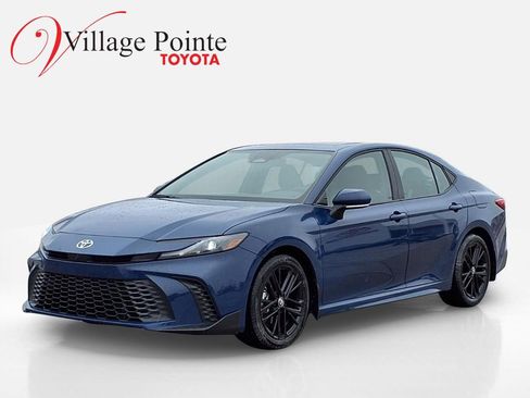 Used 2026 Toyota Camry SE w/ Multimedia Upgrade Package image 1