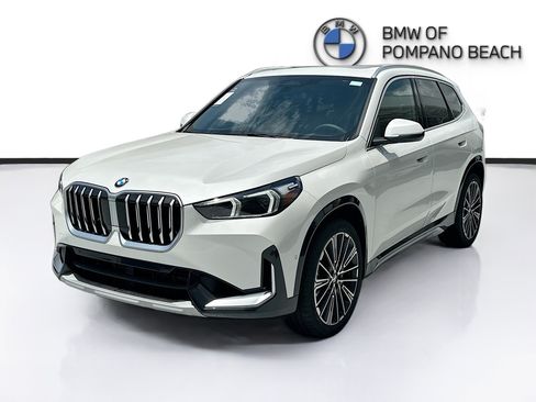 New 2026 BMW X1 xDrive28i w/ Convenience Package AWD/4WD image 3