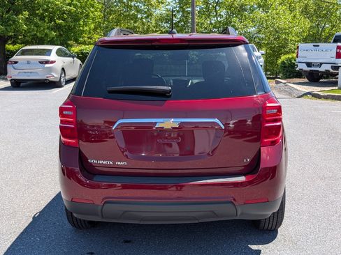 Used 2017 Chevrolet Equinox LT w/ Convenience Package AWD/4WD image 4
