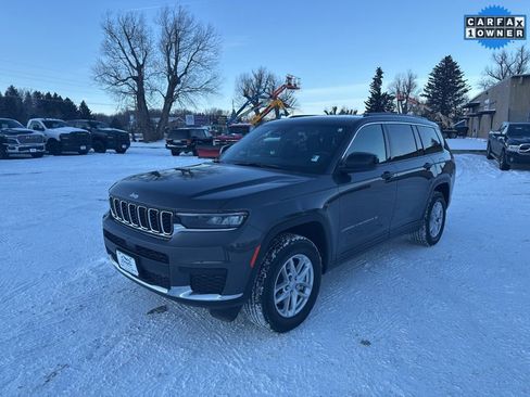 Used 2025 Jeep Grand Cherokee L Laredo w/ Trailer Tow Package image 6