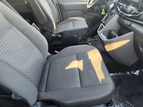 Used 2023 Ford Transit 350 XLT image 15