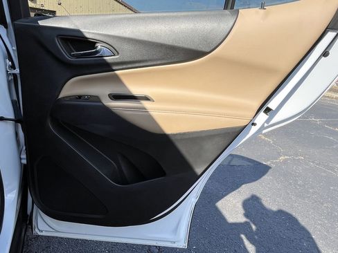 Certified 2023 Chevrolet Equinox Premier image 19