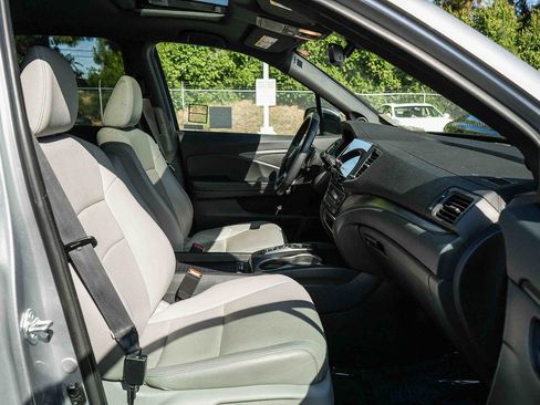 Used 2022 Honda Passport EX-L image 17