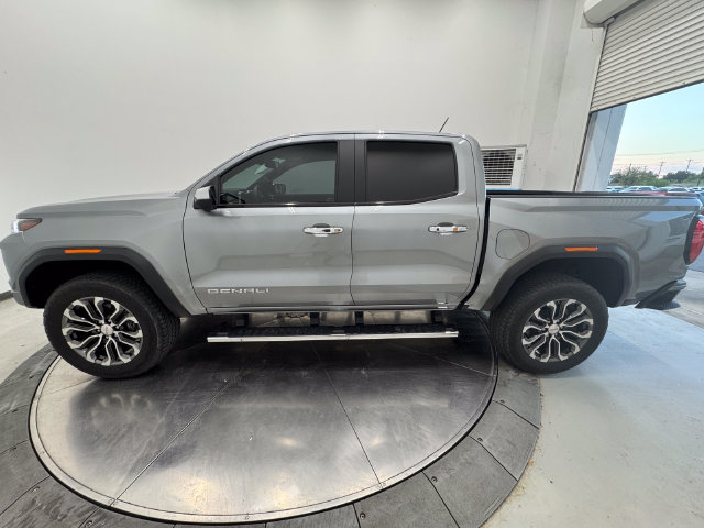 Used 2023 GMC Canyon Denali AWD/4WD image 18