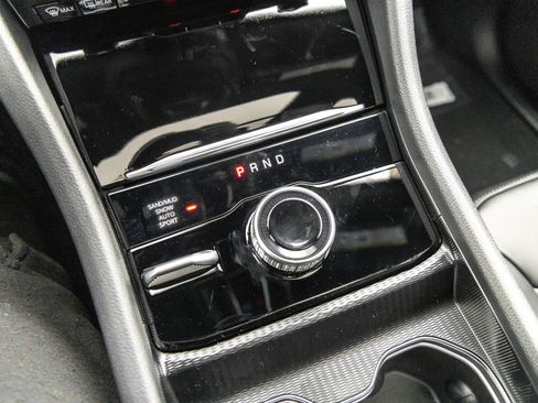 New 2025 Jeep Grand Cherokee Limited image 23