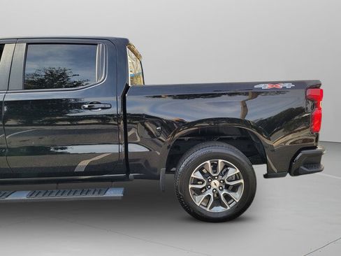Certified 2025 Chevrolet Silverado 1500 RST image 32