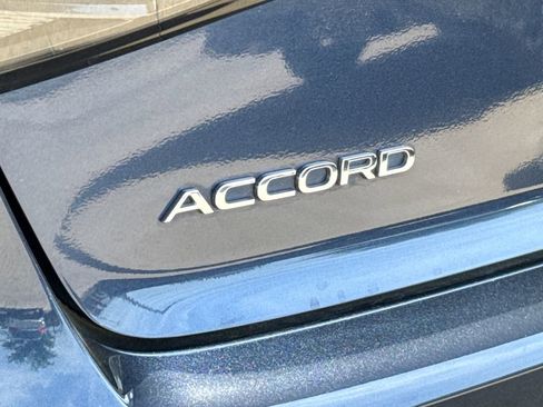 Used 2023 Honda Accord EX image 10