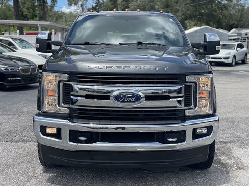 Used 2019 Ford F350 XLT w/ XLT Premium Package AWD/4WD image 16
