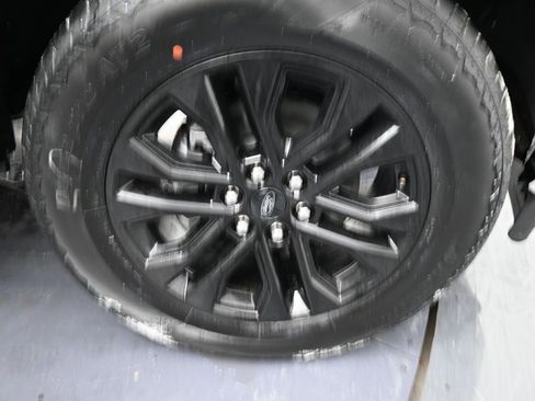 New 2026 Ford F150 Lariat w/ Equipment Group 502A High image 28