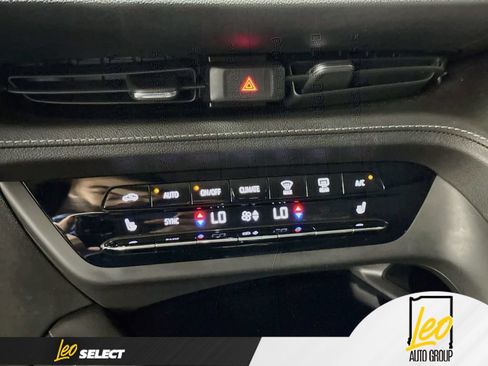 Used 2023 Buick Envision Preferred w/ Sport Touring Package AWD/4WD image 18