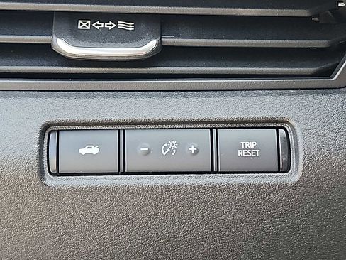 Used 2023 Nissan Altima 2.5 SV FWD image 24