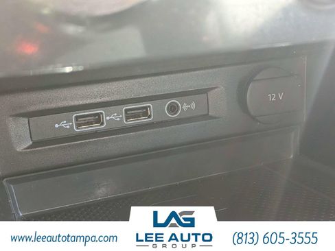 Used 2020 Volkswagen Tiguan SEL AWD/4WD image 21