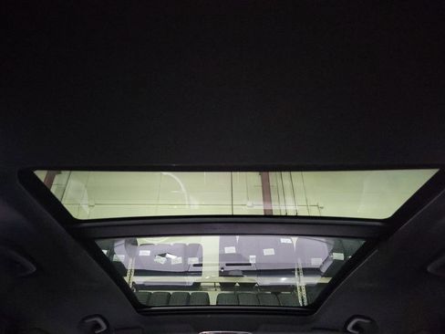 New 2026 Land Rover Range Rover Velar Dynamic SE image 27