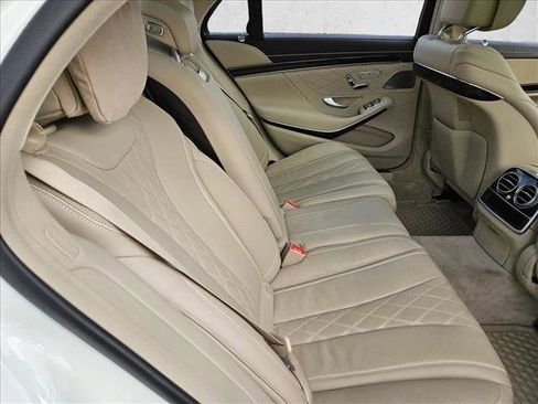 Used 2020 Mercedes-Benz S 560 Sedan image 20
