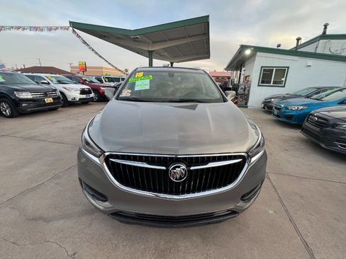 Used 2018 Buick Enclave Essence AWD/4WD image 1