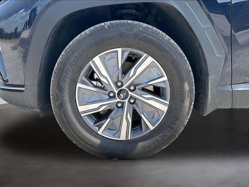Used 2023 Hyundai Tucson Blue AWD/4WD image 30