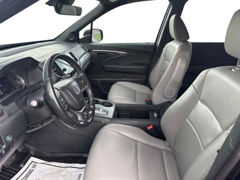 Used 2023 Honda Passport EX-L image 12