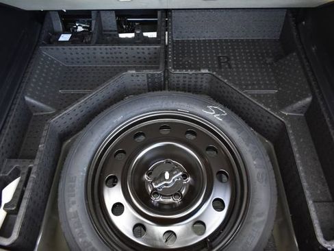 Used 2024 Ford Edge SEL w/ Convenience Package image 42