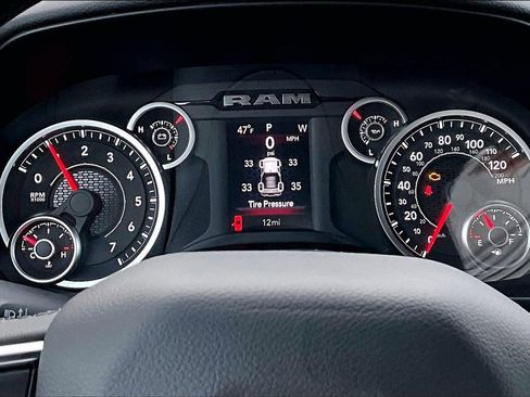 New 2026 RAM 1500 Big Horn AWD/4WD image 12