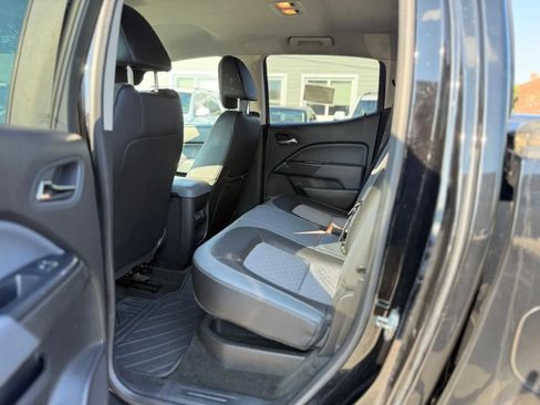 Used 2016 Chevrolet Colorado Z71 AWD/4WD image 8