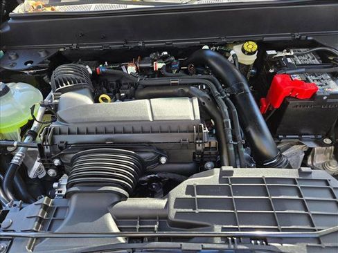 New 2026 Ford Maverick Lobo image 16