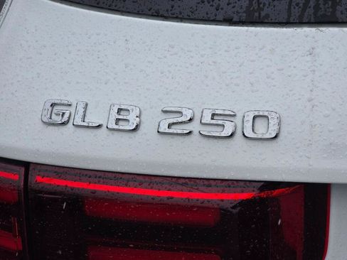 New 2026 Mercedes-Benz GLB 250 4MATIC image 30
