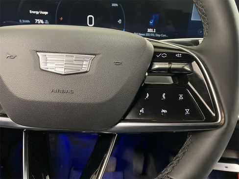 Certified 2024 Cadillac Lyriq Luxury image 22