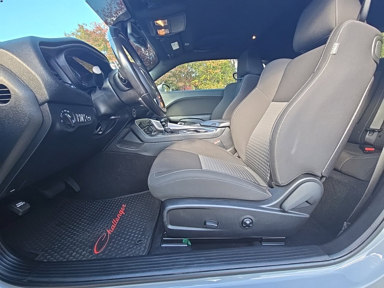 Used 2020 Dodge Challenger GT w/ Blacktop Package RWD image 12