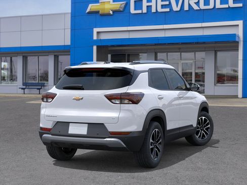 New 2026 Chevrolet TrailBlazer LT w/ Convenience Package image 4
