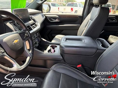Used 2023 Chevrolet Suburban Premier AWD/4WD image 10