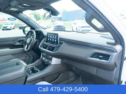 Used 2021 GMC Yukon SLT w/ SLT Premium Package AWD/4WD image 41