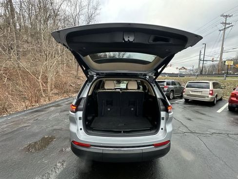 Used 2022 Jeep Grand Cherokee L Limited image 22