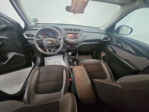 Used 2023 Chevrolet TrailBlazer LT FWD image 19