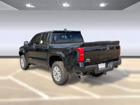 New 2025 Toyota Tacoma SR5 image 3