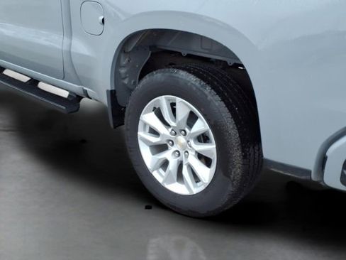 Used 2024 Chevrolet Silverado 1500 Custom image 21