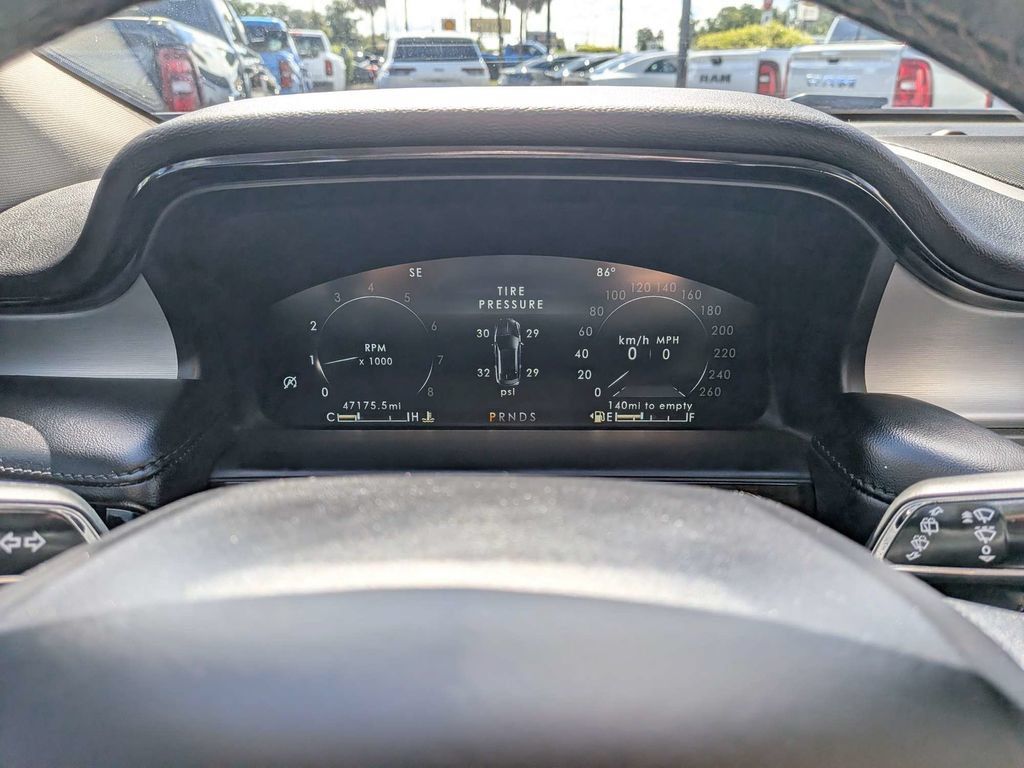 Used 2023 Lincoln Nautilus AWD w/ Premium Package image 25