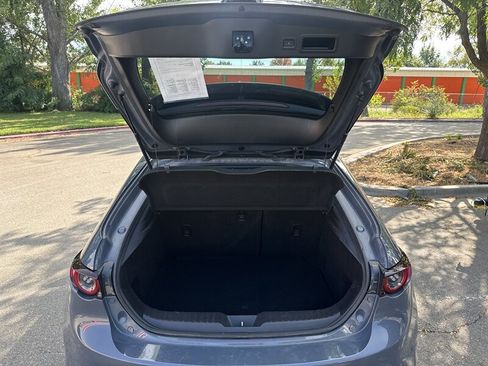 Used 2021 MAZDA MAZDA3 Hatchback w/Premium Plus Pkg AWD/4WD image 20