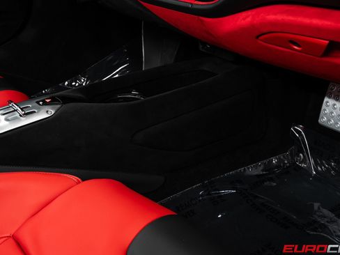 Used 2024 Ferrari SF90 Spider AWD/4WD image 42