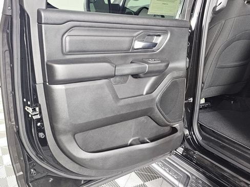 New 2026 RAM 1500 Express AWD/4WD image 31