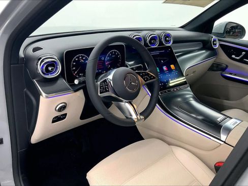 New 2026 Mercedes-Benz GLC 300 image 21
