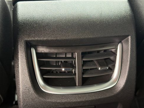 Used 2021 Chevrolet Blazer LT w/ LPO, Black Accent Package FWD image 33