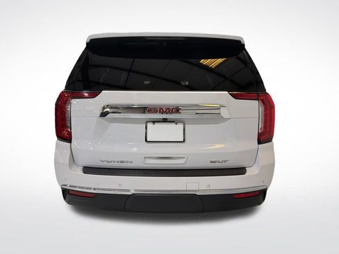 Used 2024 GMC Yukon XL SLT image 7