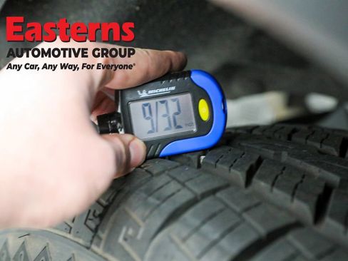 Used 2023 Ford Explorer XLT w/ Equipment Group 202A image 30