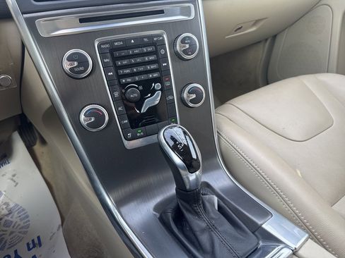 Used 2015 Volvo XC60 T6 image 15