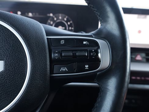 Used 2024 Kia Sportage SX image 29