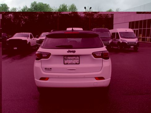 Certified 2023 Jeep Compass High Altitude AWD/4WD image 6