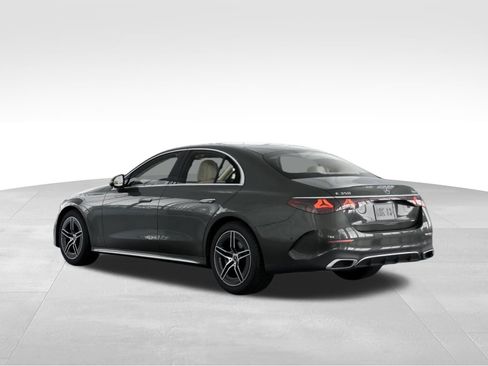 New 2026 Mercedes-Benz E 350 4MATIC Sedan image 31