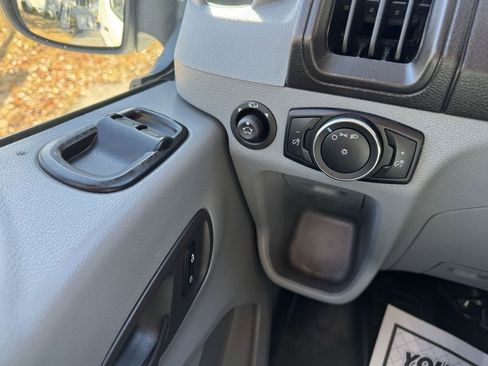 Used 2019 Ford Transit 150 148 Medium Roof image 13