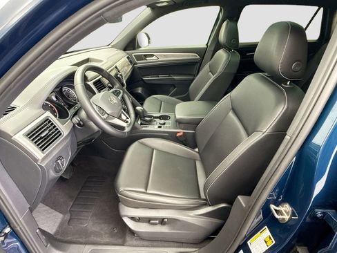 Used 2020 Volkswagen Atlas Cross Sport SE image 17