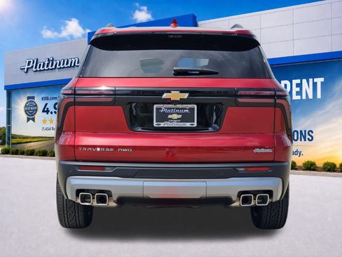 New 2026 Chevrolet Traverse LT w/ Sun and Wheel Package AWD/4WD image 8